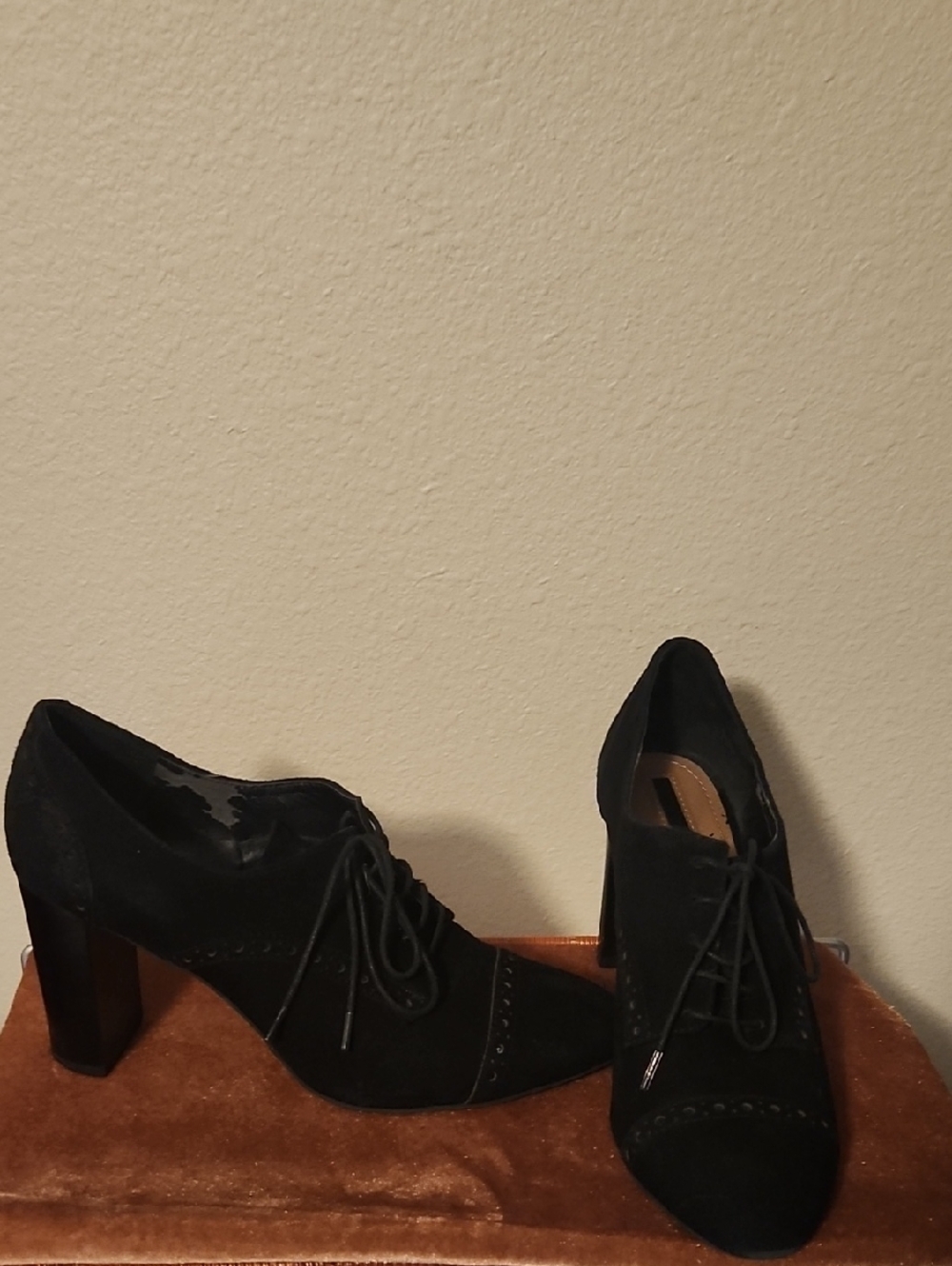 Tahari Black Suede Lace-Up Block Heel Oxfords